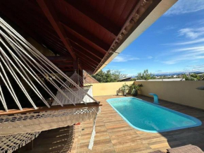 Casa com piscina a 300m do mar!